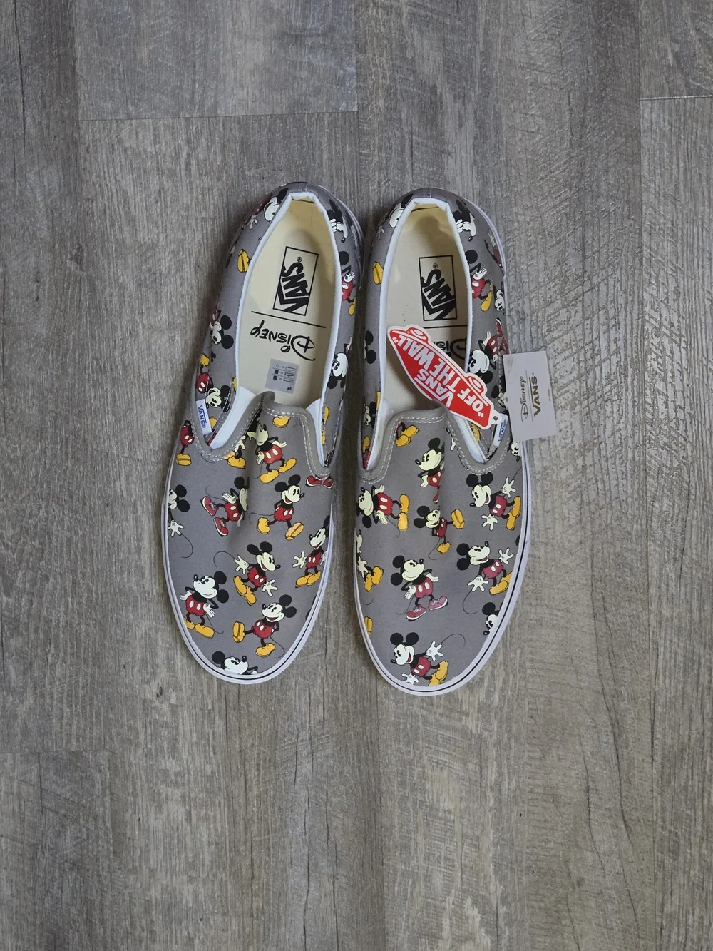 Vans x Disney Mickey Mouse Classic Slip-On - Gray/Multicolor